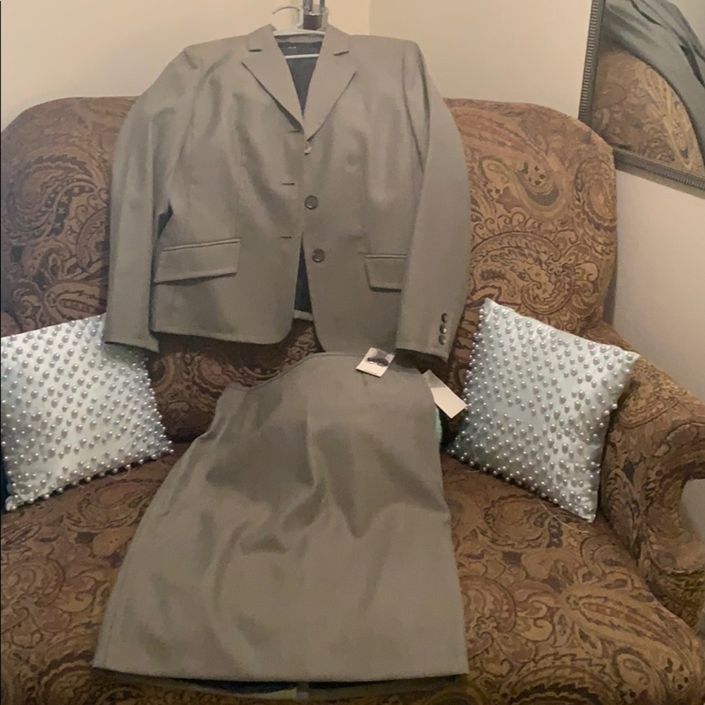 Suit